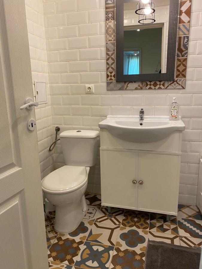 Igi White Flat With Free Private Parking Căn hộ *
